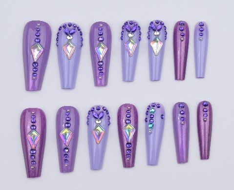 AQUA K Lifestyle 3D press-on nails design 23