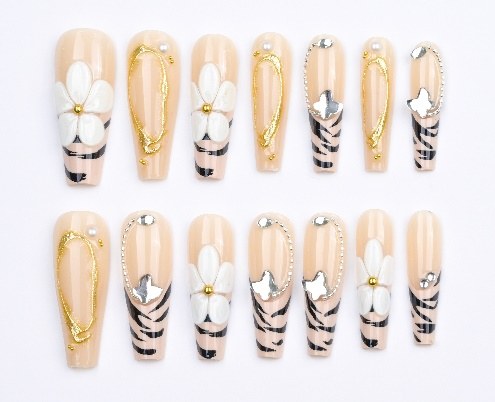 AQUA K Lifestyle 3D press-on nails design 65